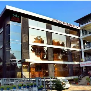 Airport Cochin Grand Residency , Nedumbassery Apartment Angamali