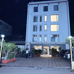 3* Hotel Grand